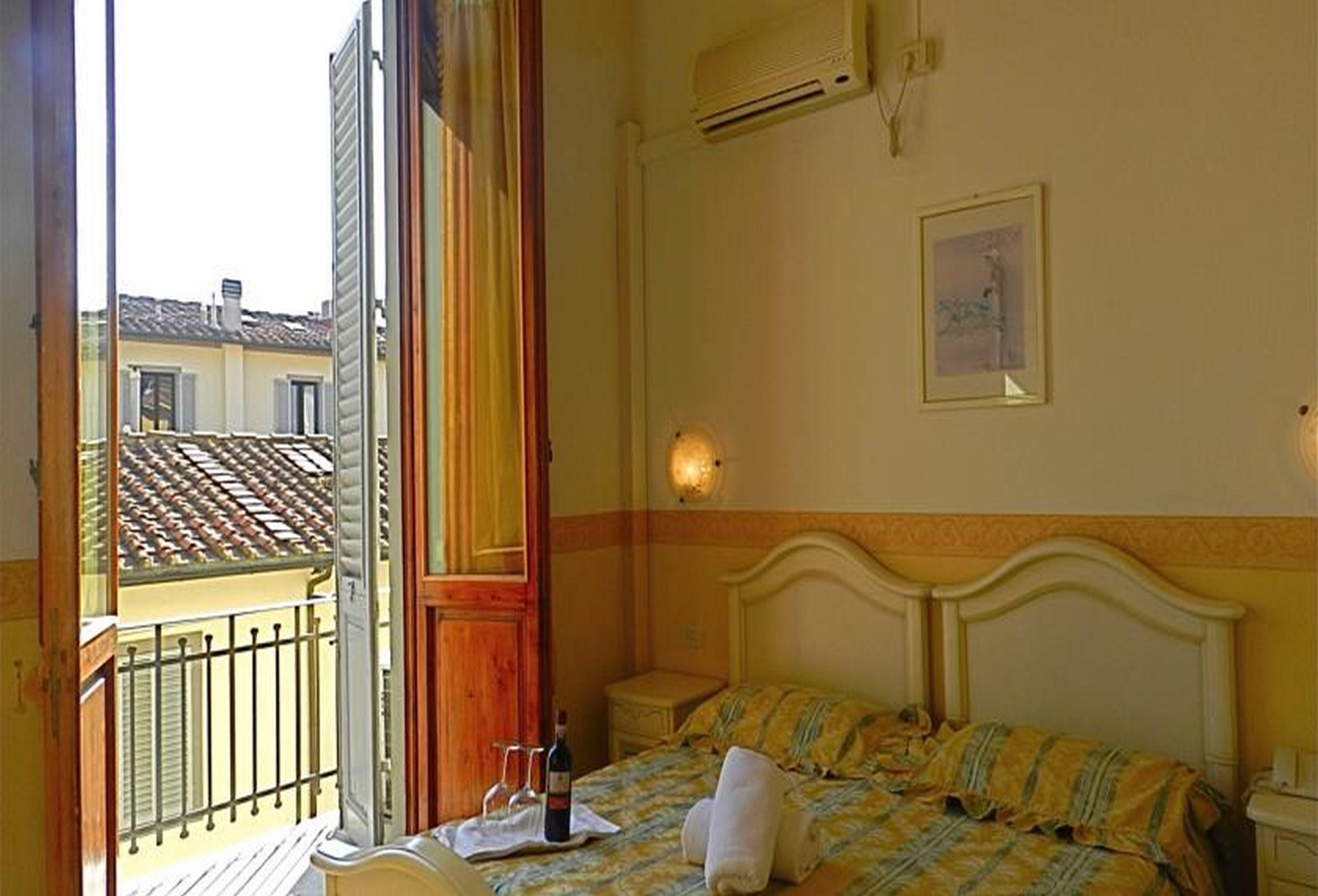 Hotel Desiree Florence Luaran gambar
